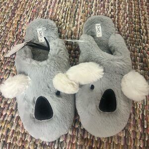 Soho Gray and White Koala Slippers - NEW